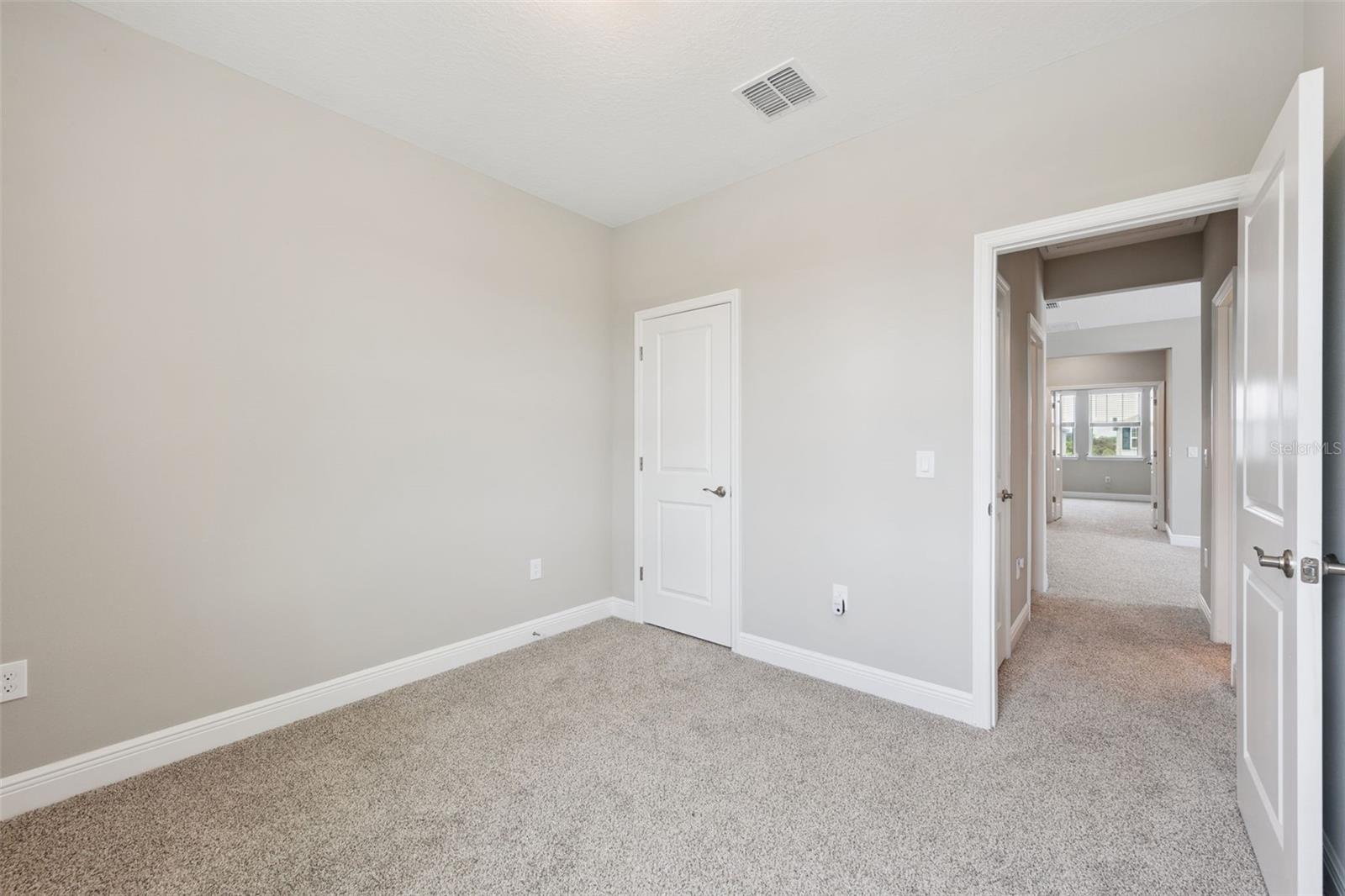 12253 S Bracco St Property Photo 17