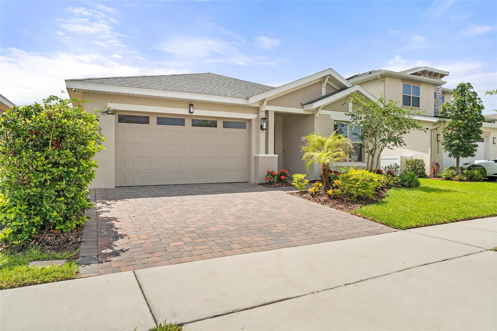 6658 Syreeta Ln Property Photo 3