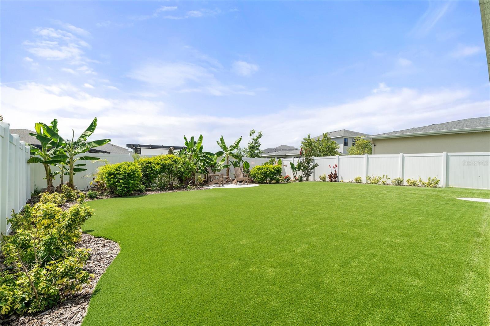 6658 Syreeta Ln Property Photo 33