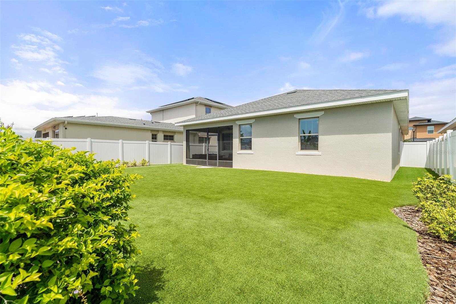 6658 Syreeta Ln Property Photo 35