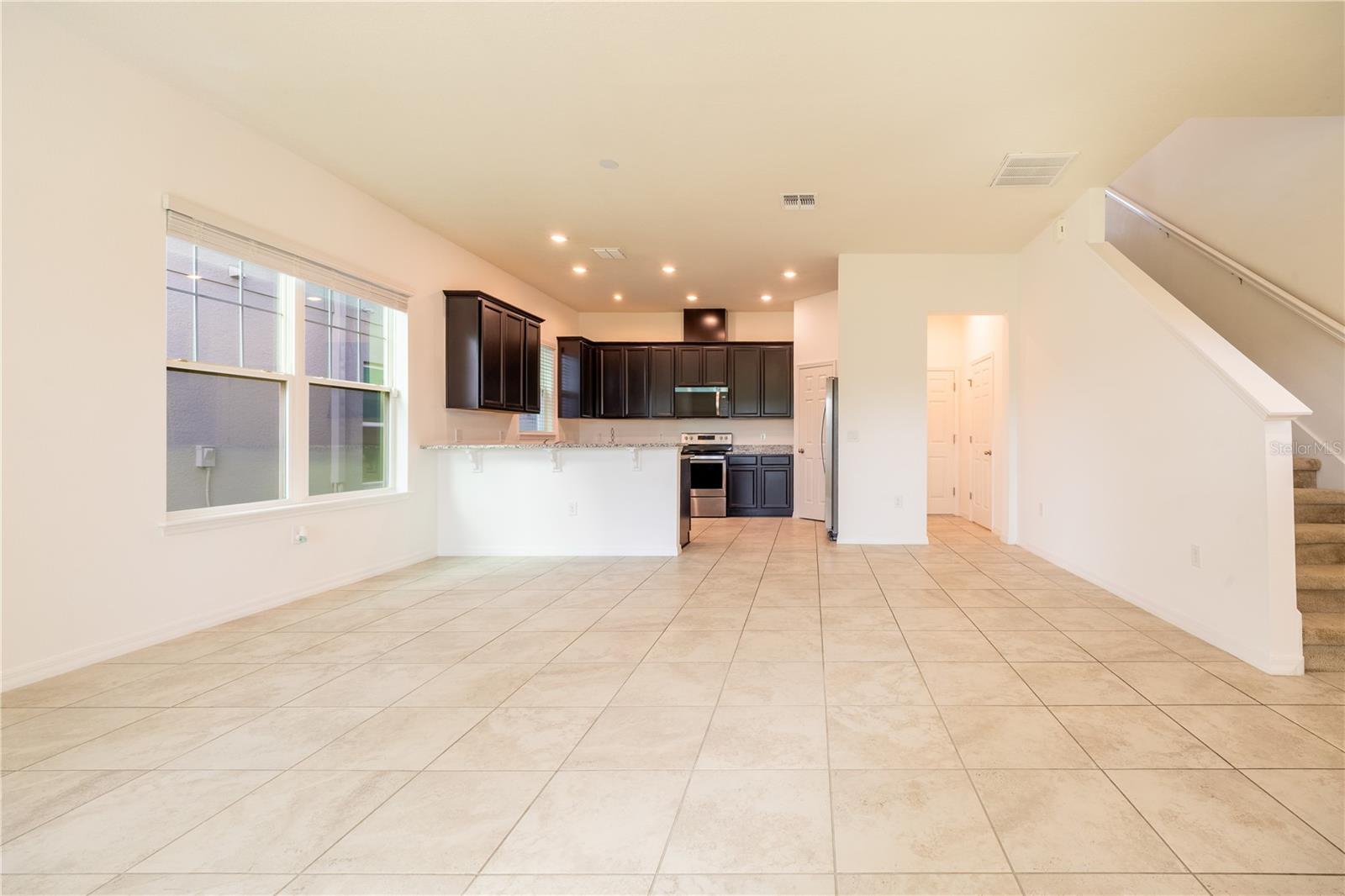 2247 White Feather Loop Property Photo 4