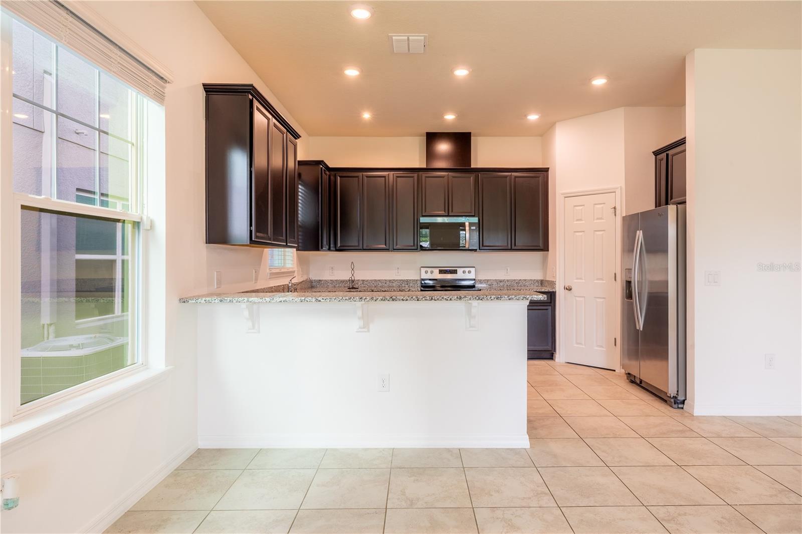 2247 White Feather Loop Property Photo 5