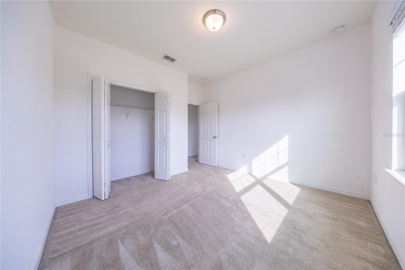 2247 White Feather Loop Property Photo 17