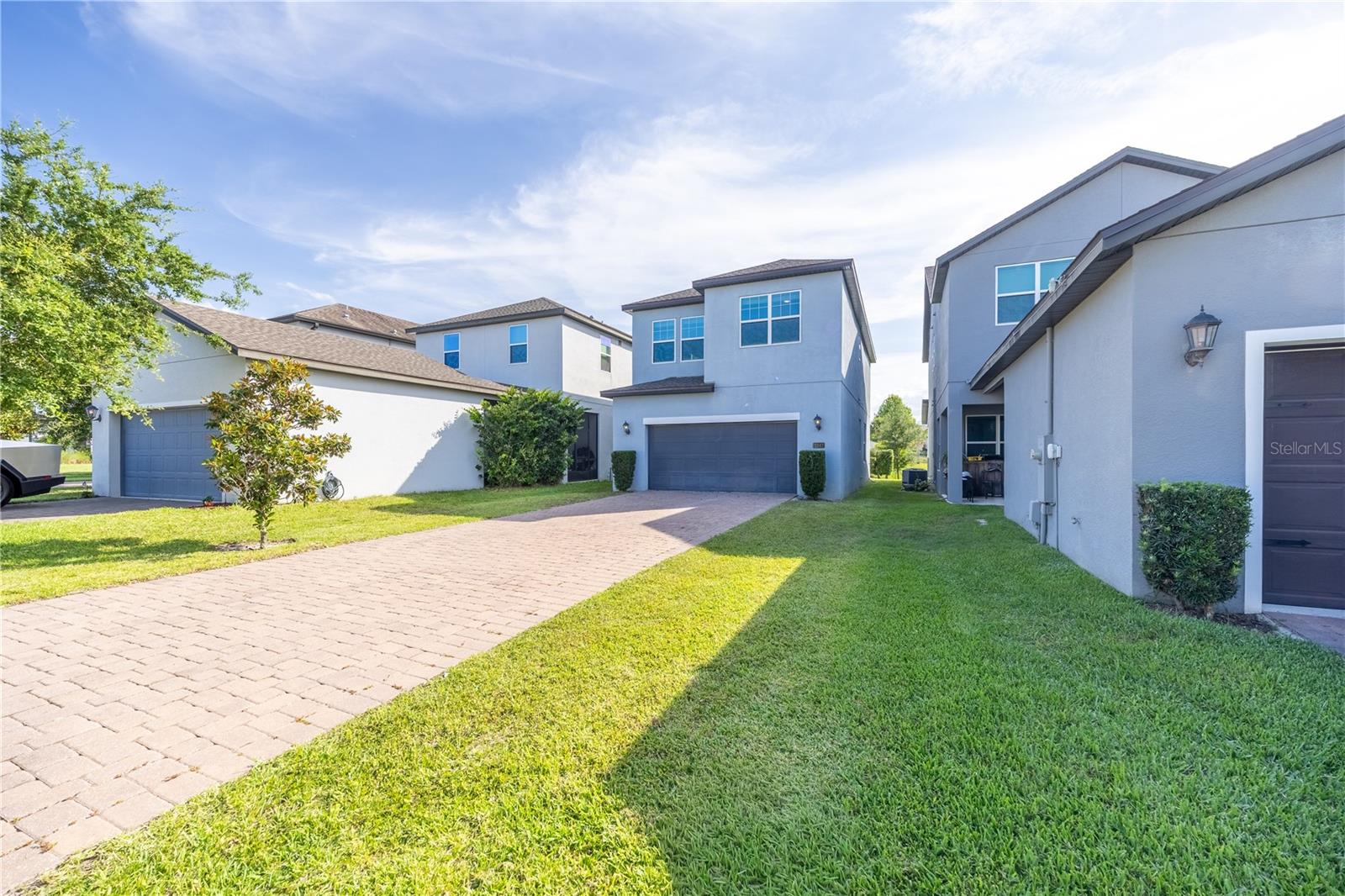 2247 White Feather Loop Property Photo 29