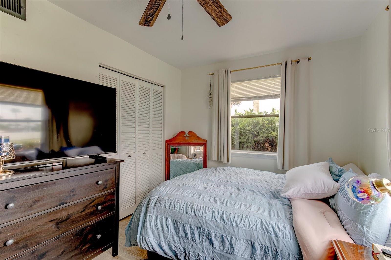 232 Northshore Dr #a & #b Property Photo 33