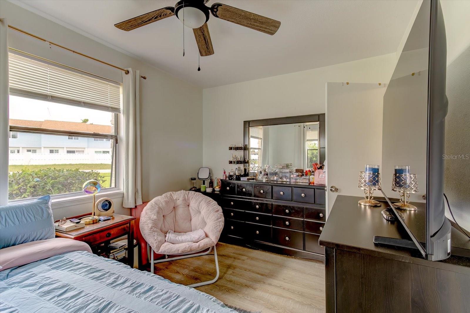 232 Northshore Dr #a & #b Property Photo 34