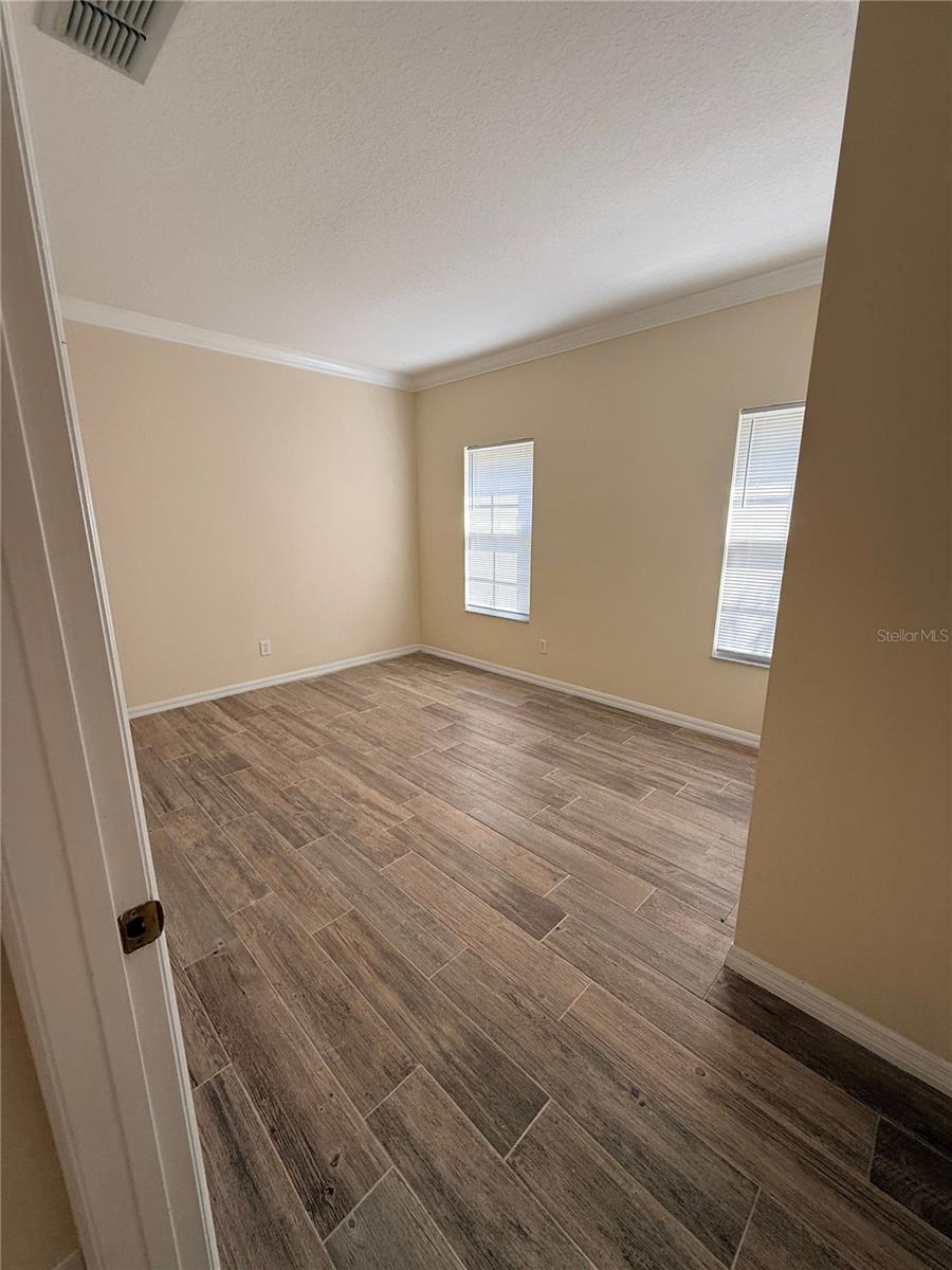 1107 Croton Pl Property Photo 5