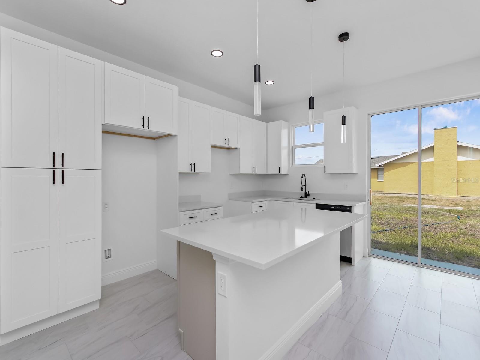2048 Dixie Ave Property Photo 8