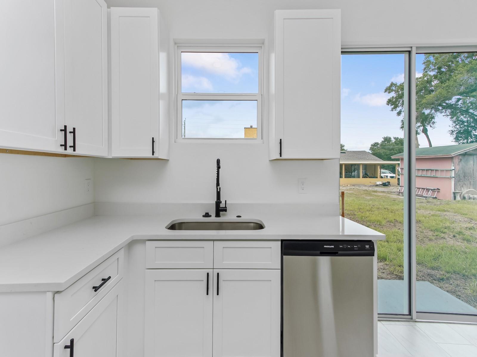 2048 Dixie Ave Property Photo 10