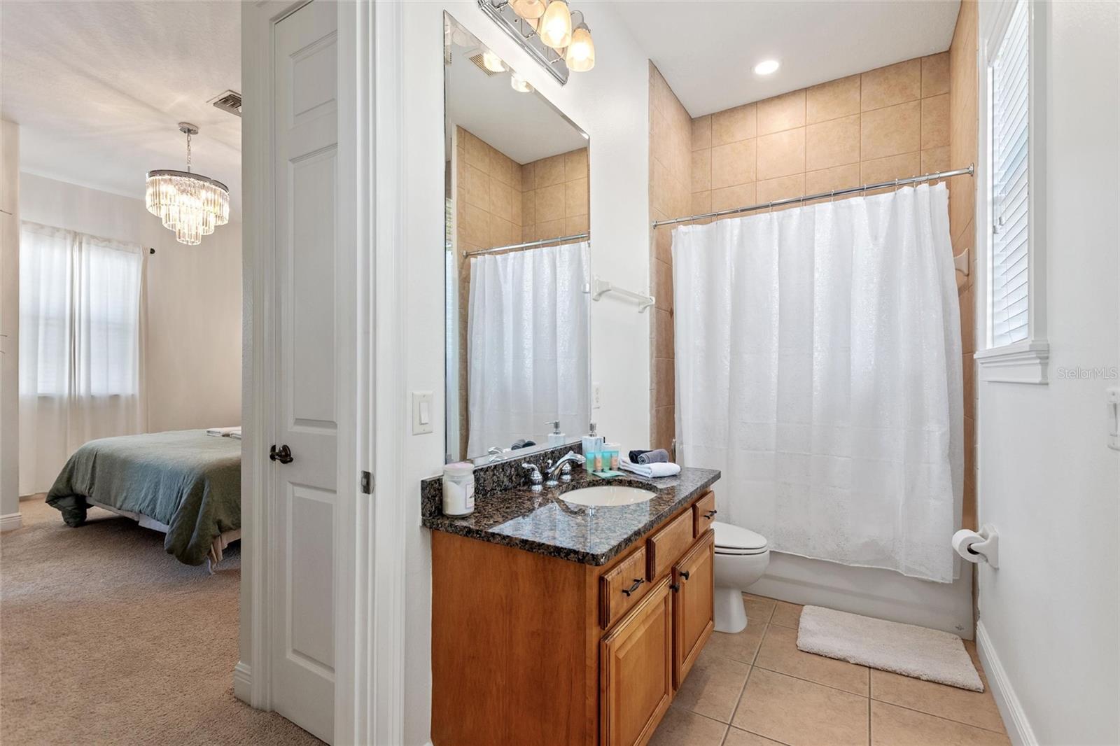 1524 Euston Dr Property Photo 10