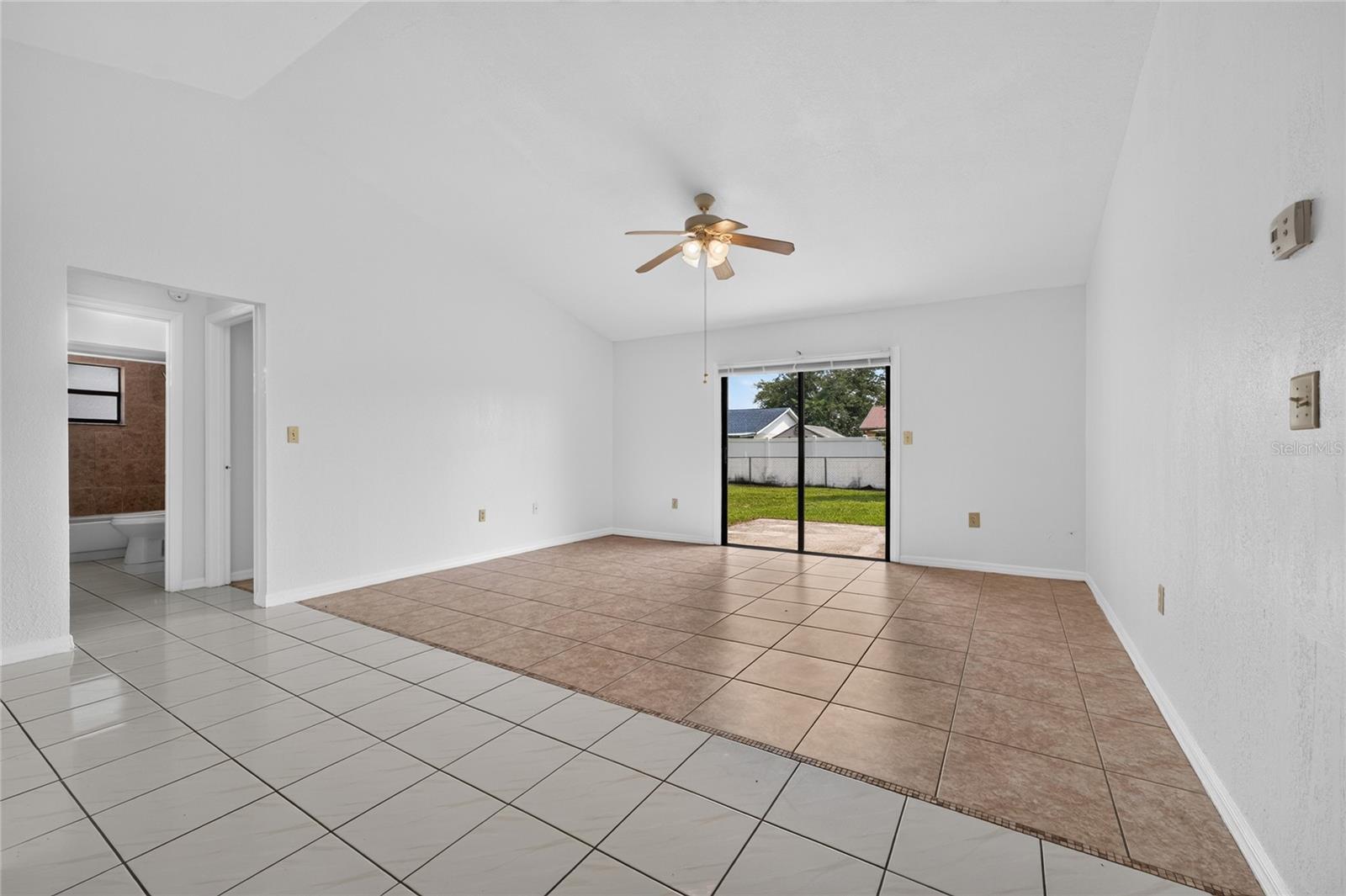 913 San Rafael Way Property Photo 9