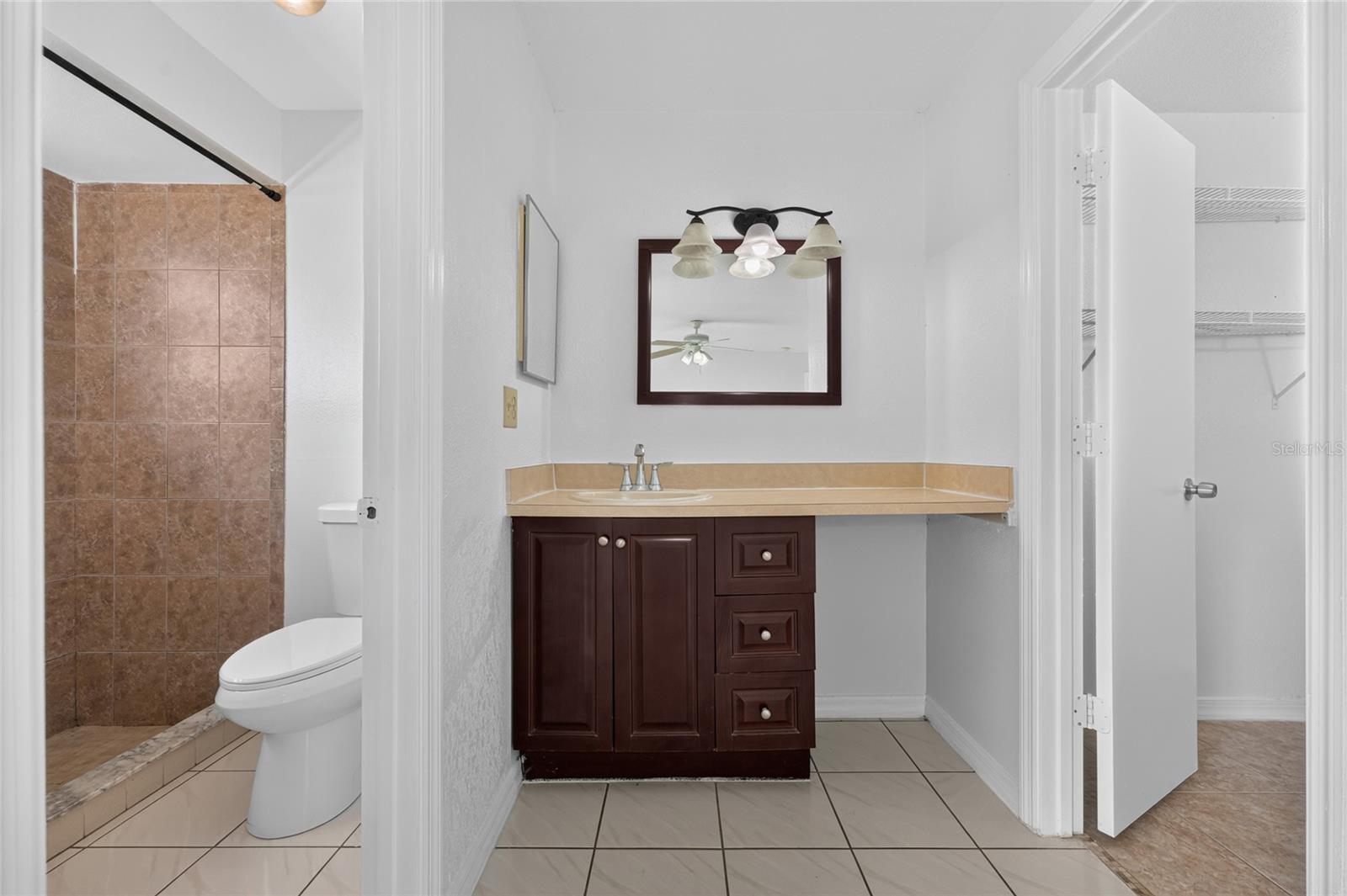913 San Rafael Way Property Photo 18