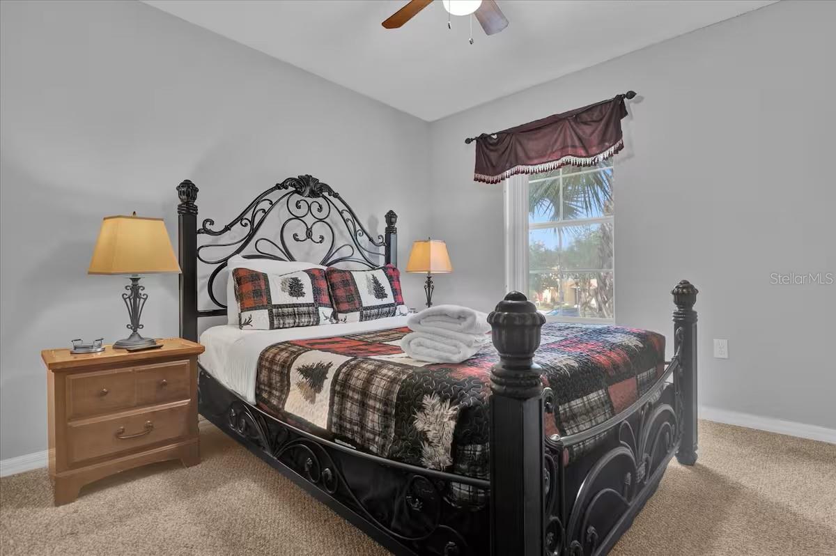 8515 Crystal Cove Loop Property Photo 18