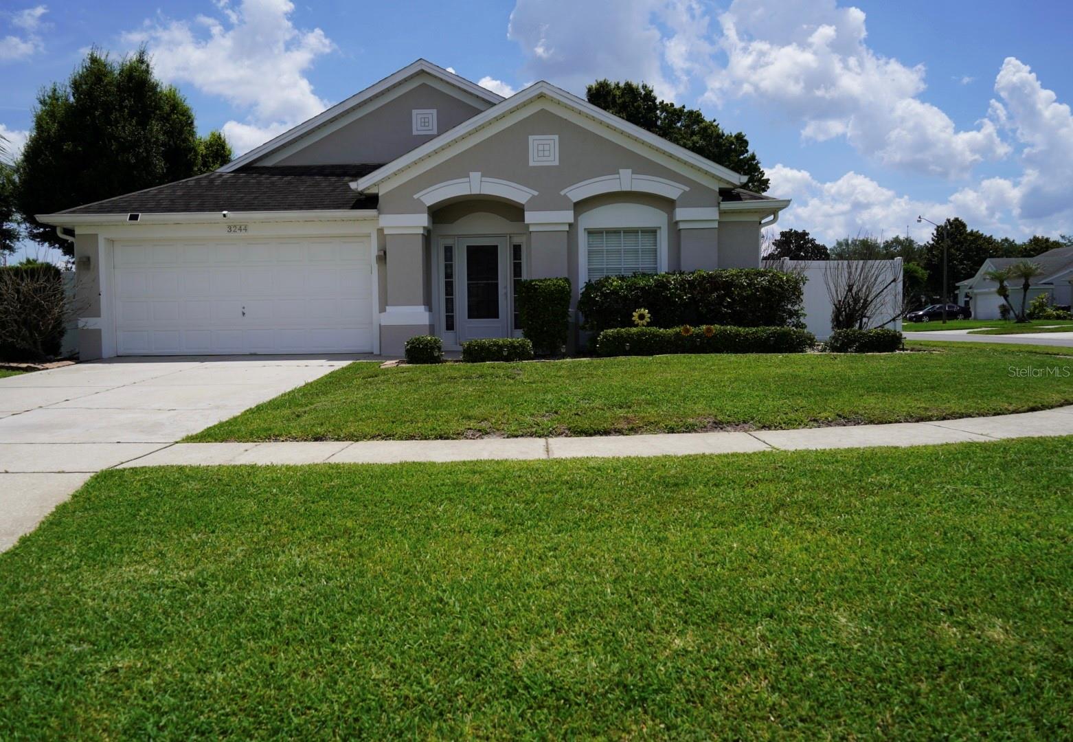 3244 Herons Point Cir Property Photo 1