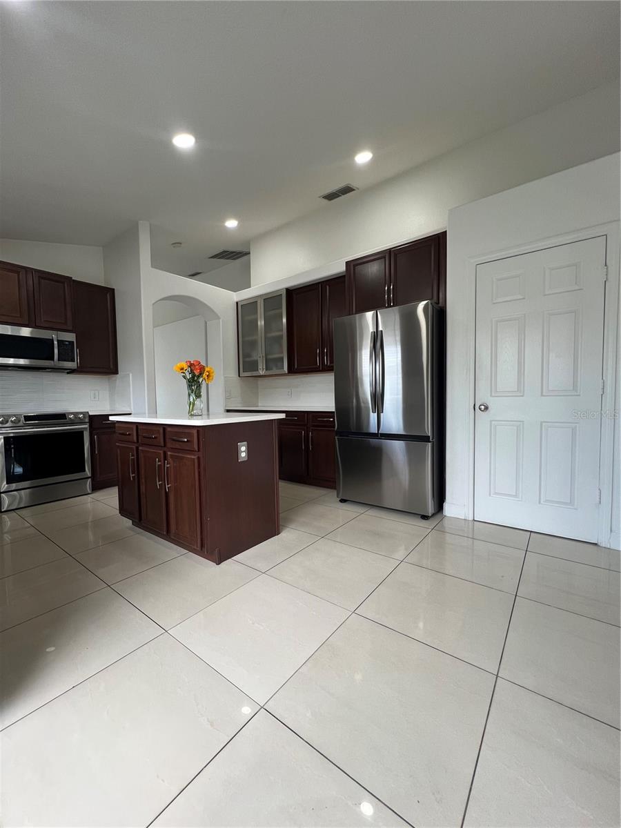 3244 Herons Point Cir Property Photo 13