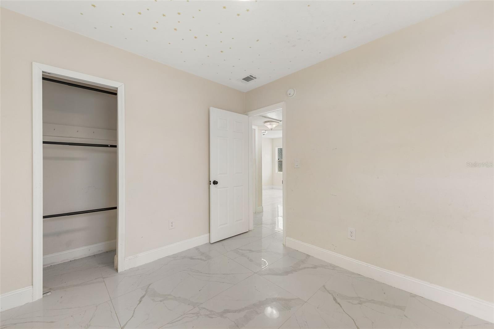 4333 Arch St Property Photo 23