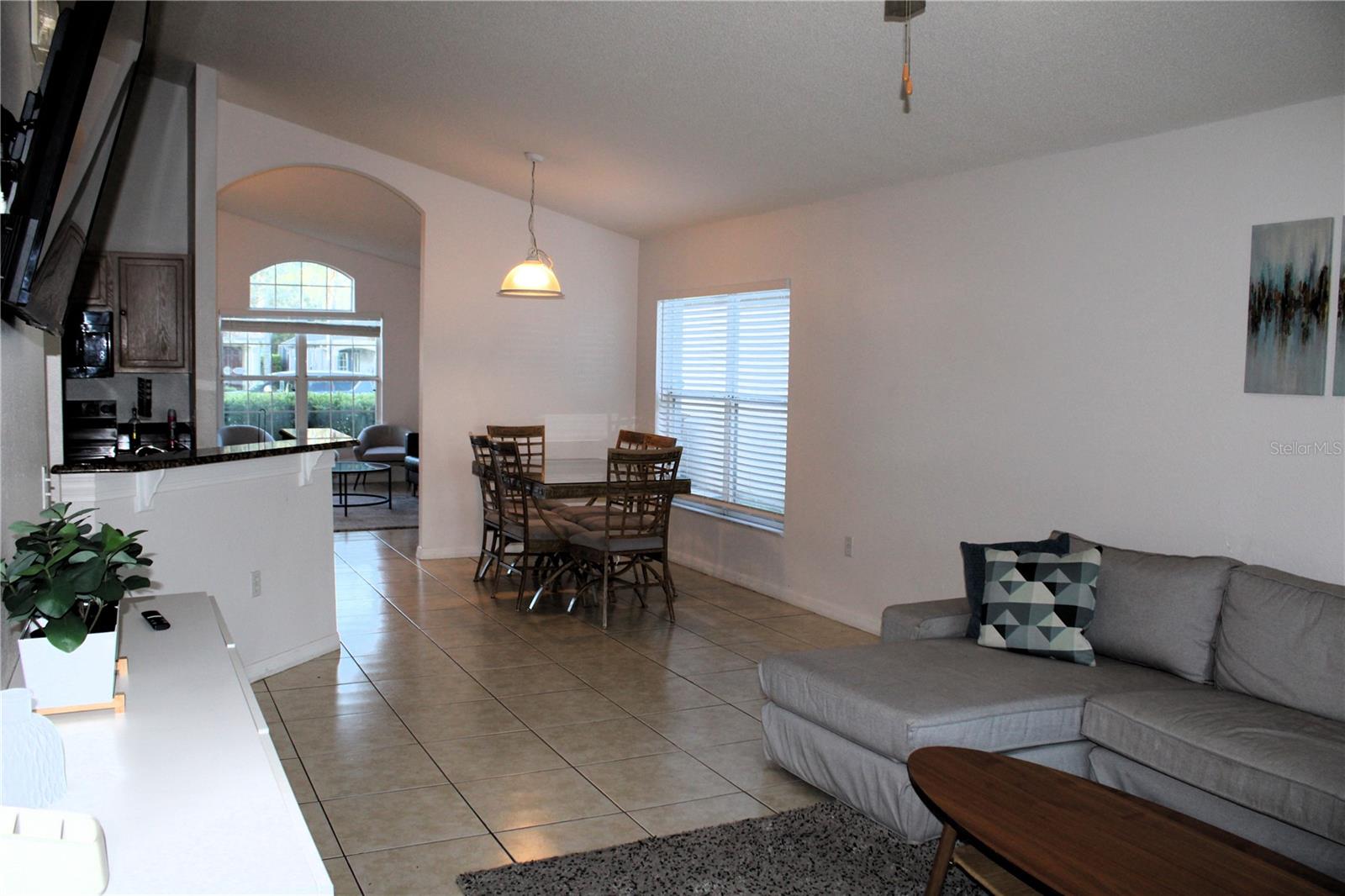 1068 Lake Berkley Dr Property Photo 15