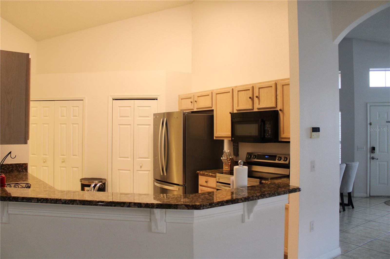 1068 Lake Berkley Dr Property Photo 19