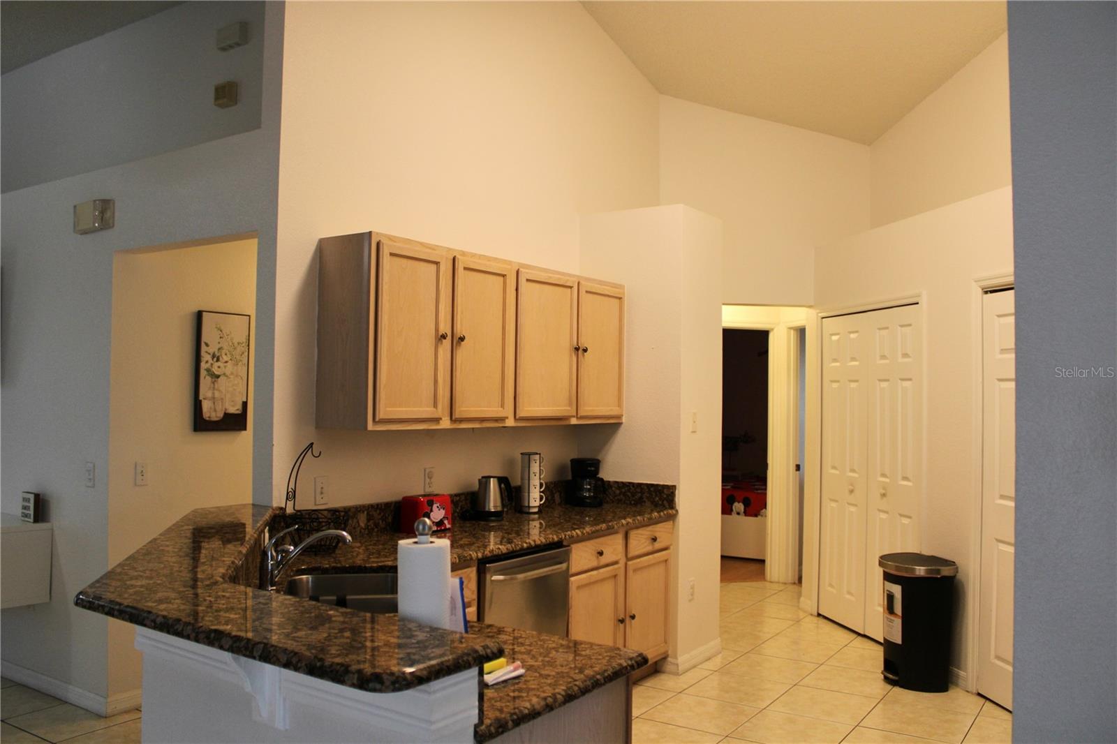 1068 Lake Berkley Dr Property Photo 20