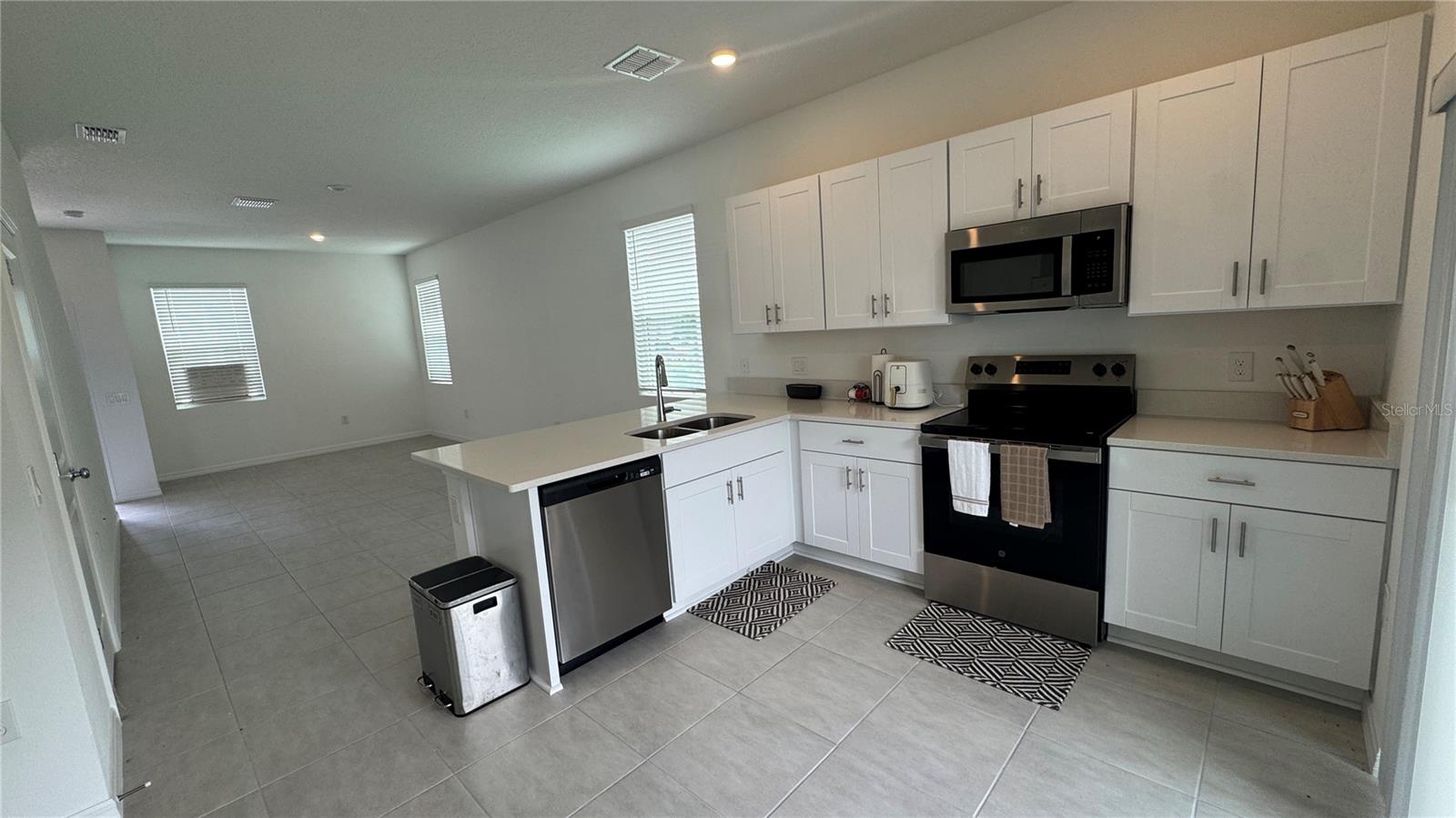 3010 Skyline Loop Property Photo 5