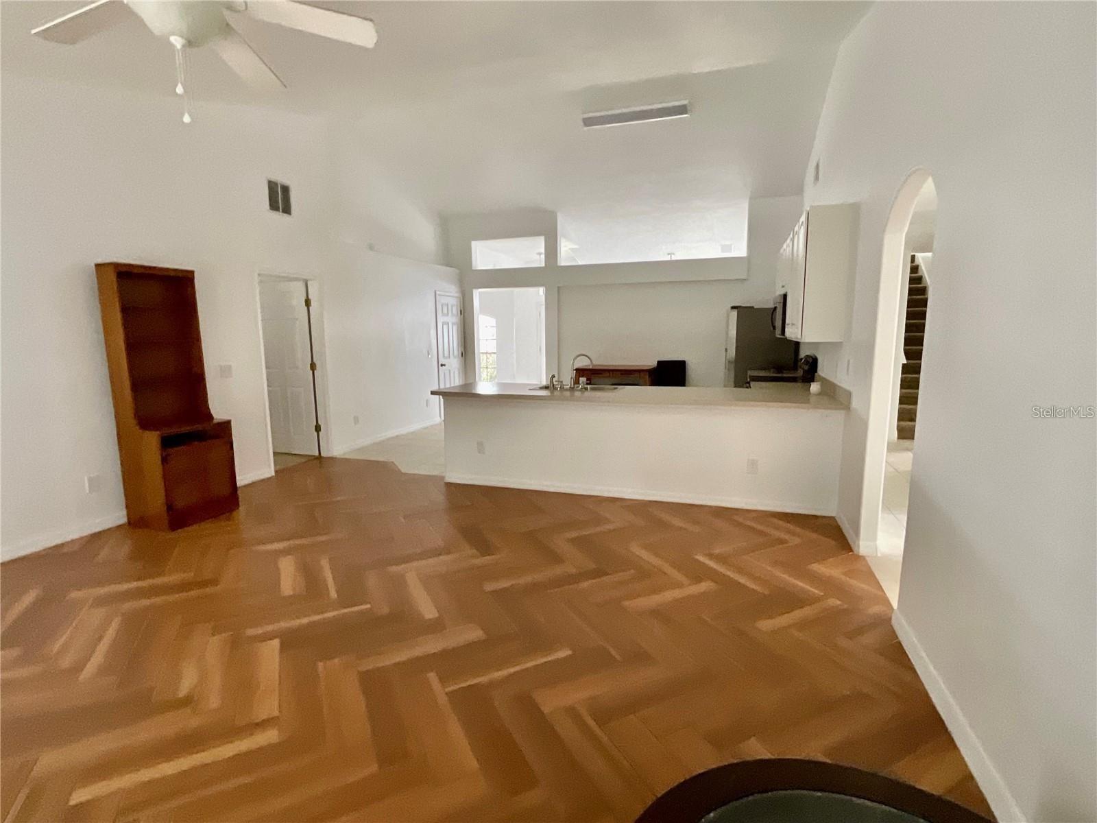 511 Coventry Rd Property Photo 6