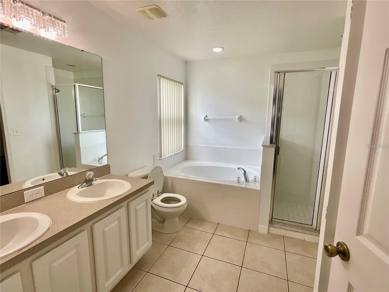 511 Coventry Rd Property Photo 8
