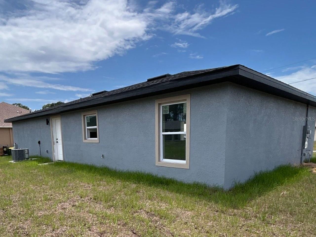 3908 El Rado Ave Property Photo 2