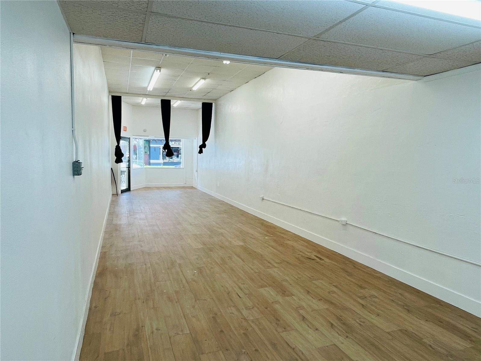 109 Broadway Property Photo 6
