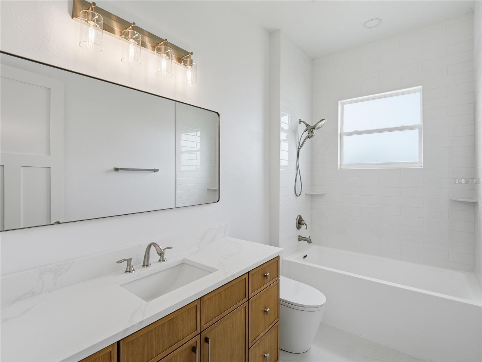 4256 La Salle Ave Property Photo 15