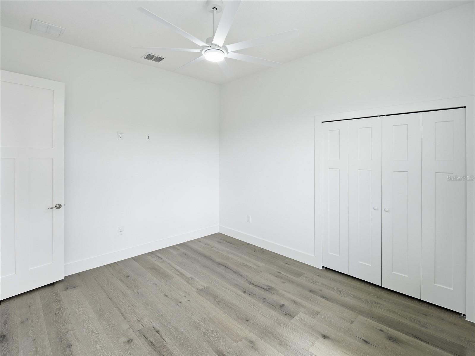 4256 La Salle Ave Property Photo 21