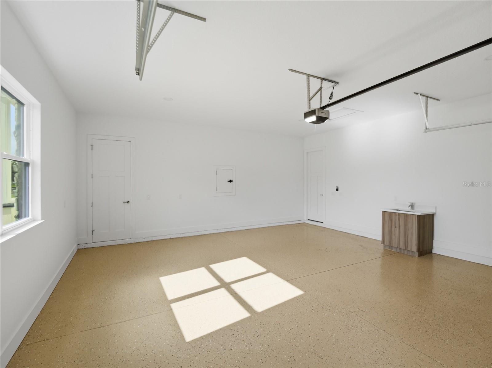 4256 La Salle Ave Property Photo 81
