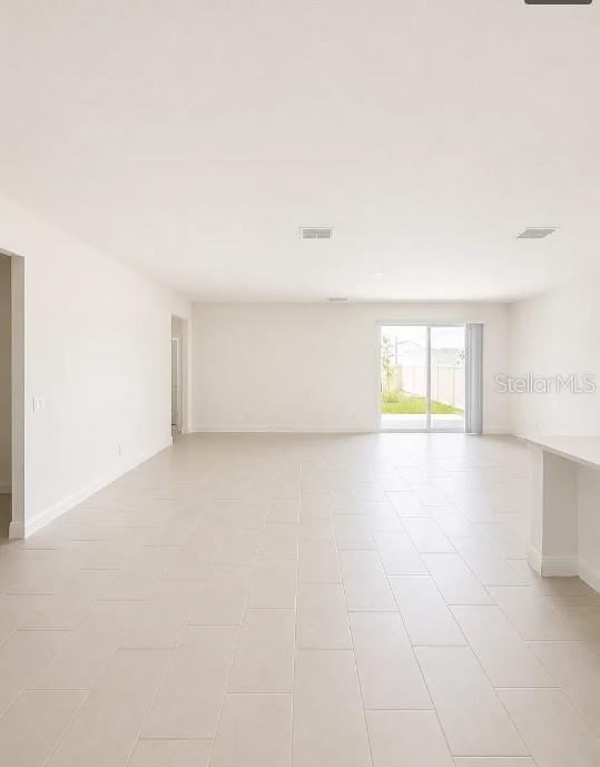 14729 Erice Ave Property Photo 2