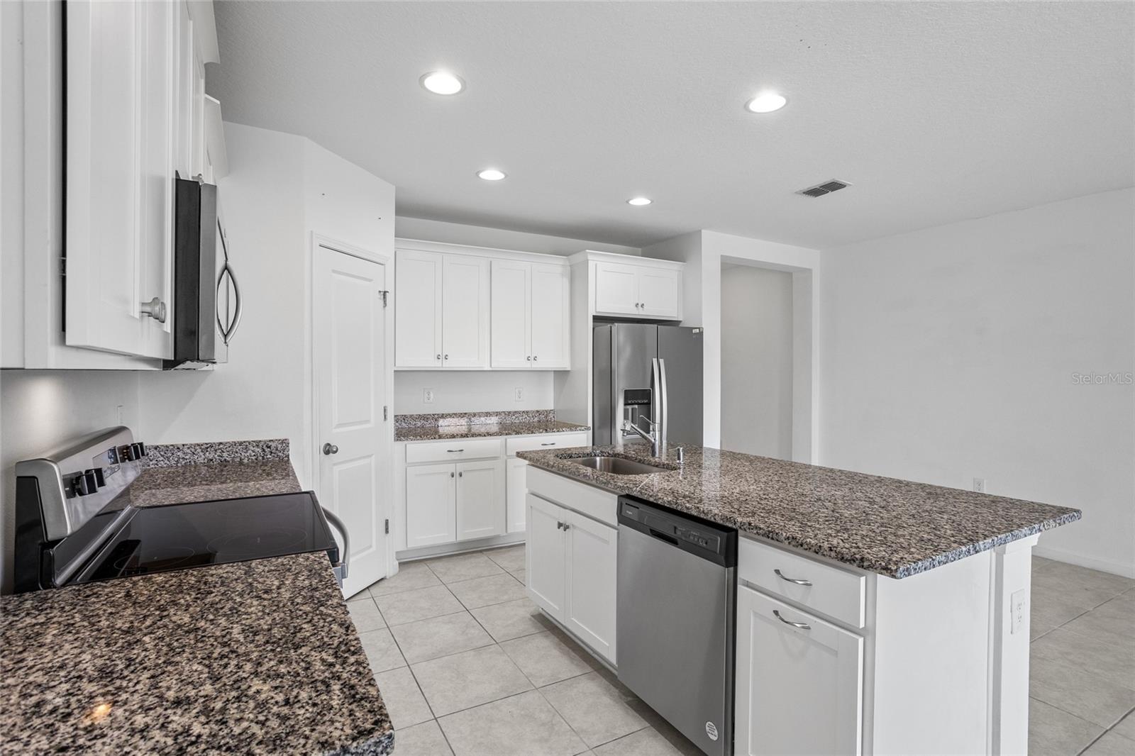 4022 Alissa Ln Property Photo 22