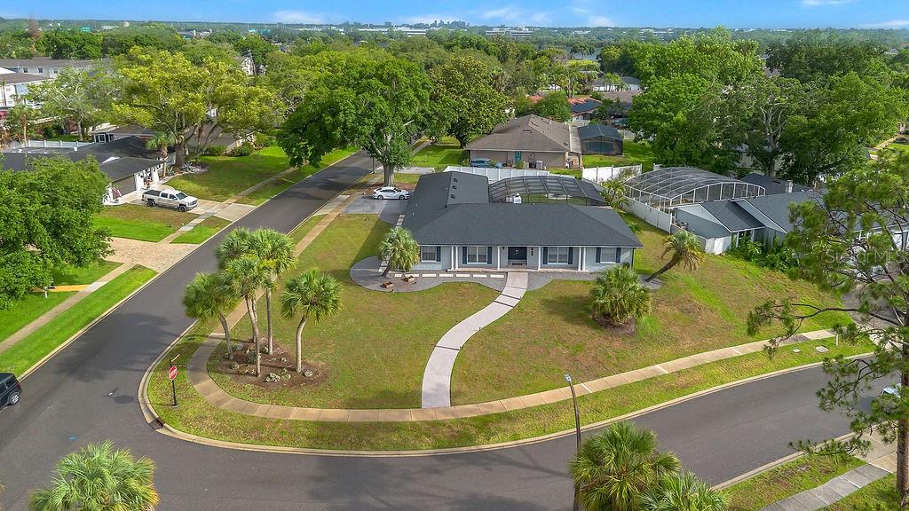 105 Spring Cove Trl Property Photo 3