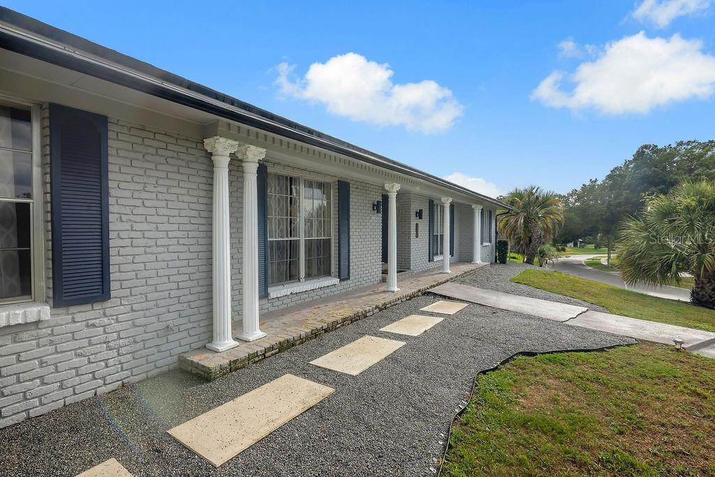 105 Spring Cove Trl Property Photo 11