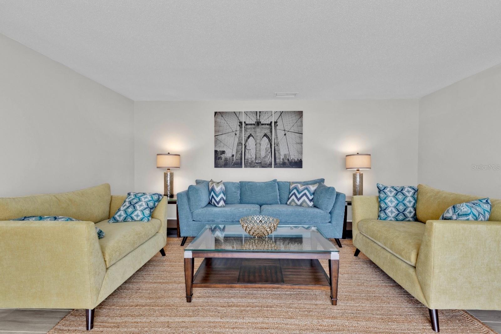 105 Spring Cove Trl Property Photo 17