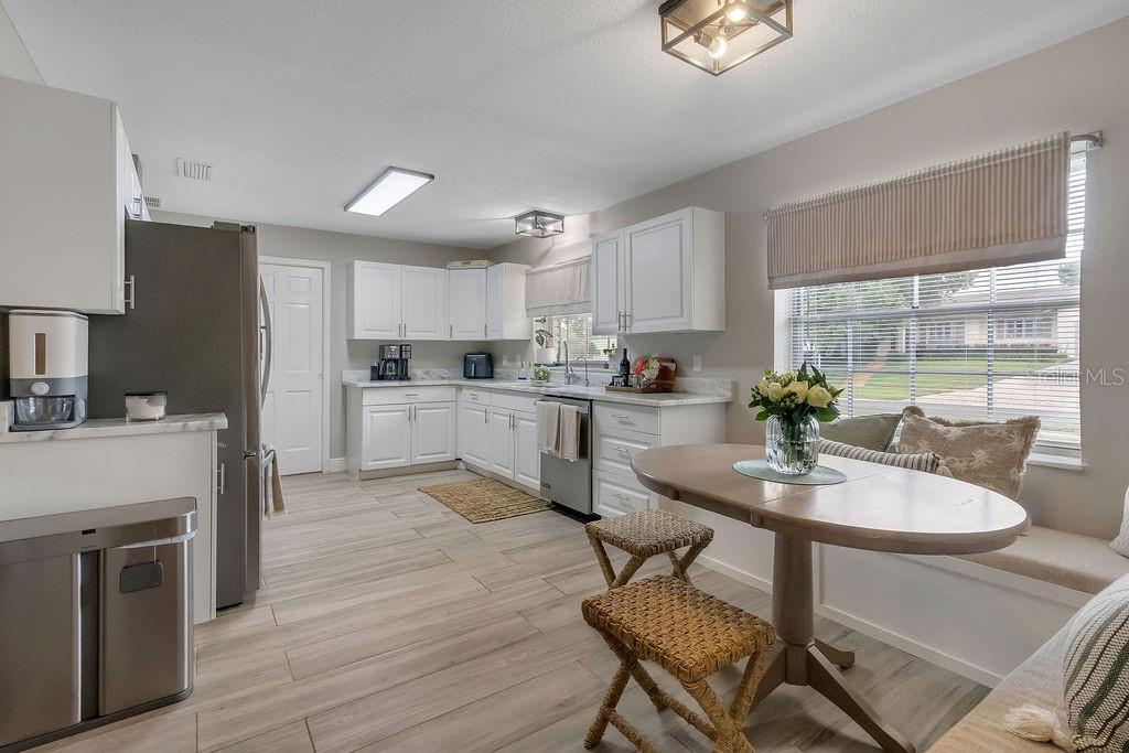 105 Spring Cove Trl Property Photo 19