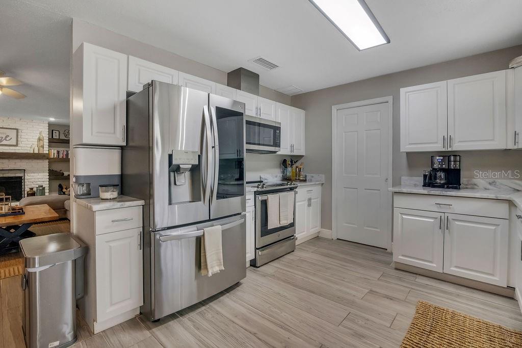 105 Spring Cove Trl Property Photo 22