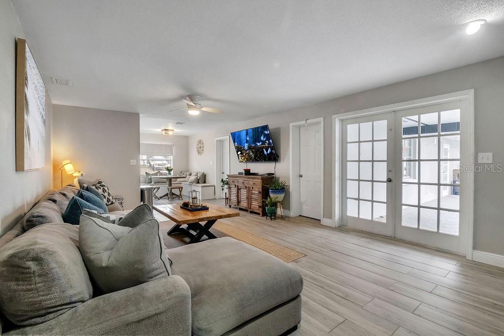 105 Spring Cove Trl Property Photo 25