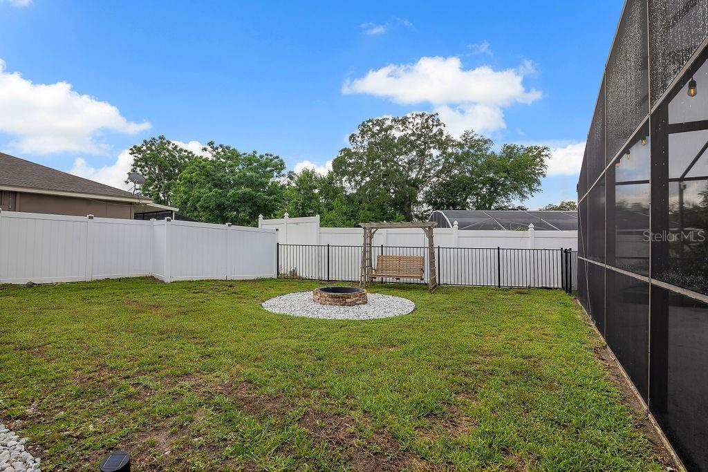 105 Spring Cove Trl Property Photo 45