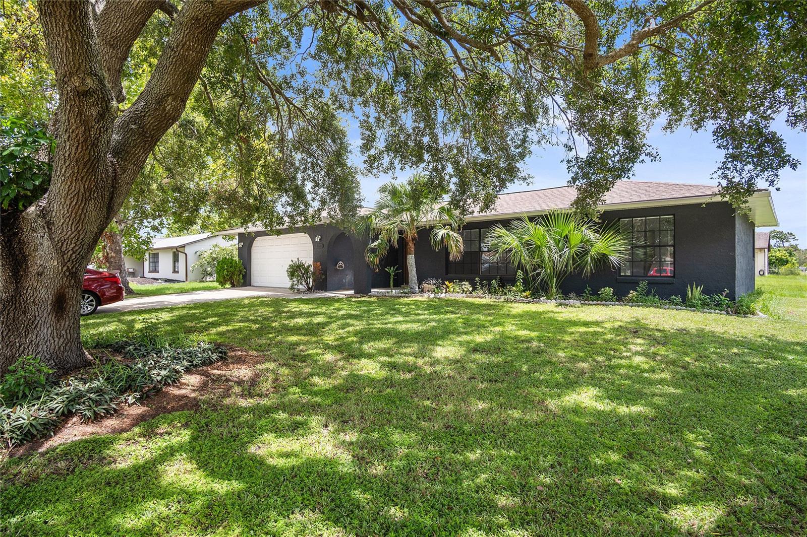 1177 Liza St Property Photo 3
