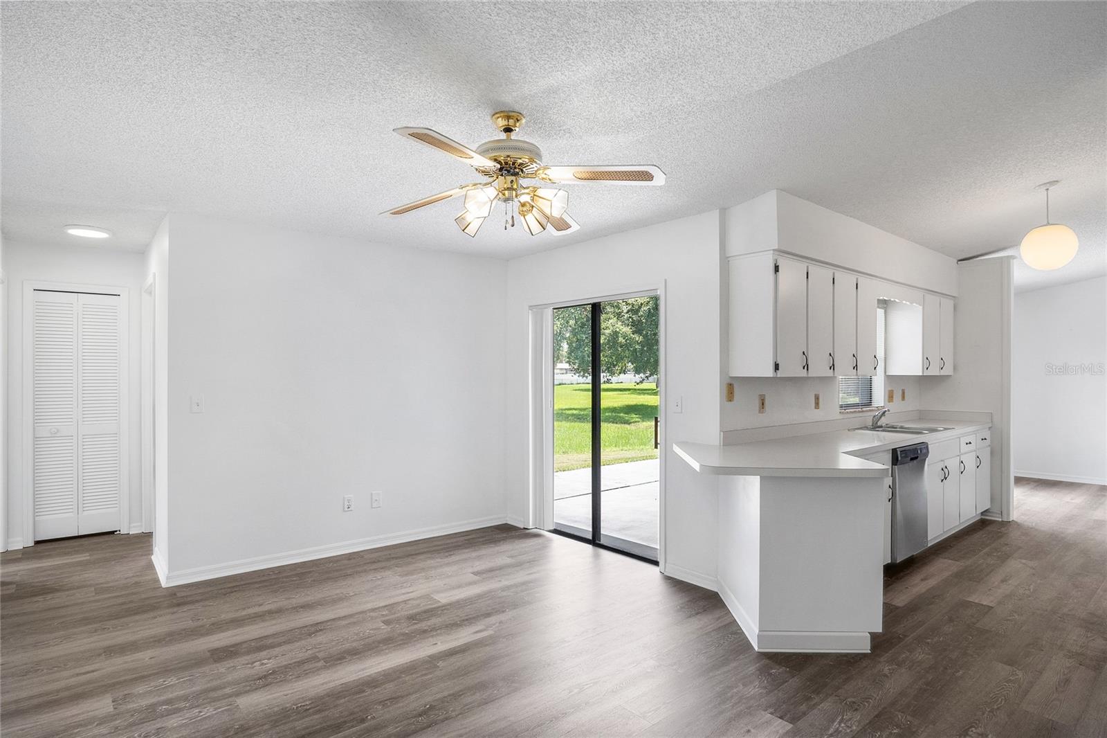 1177 Liza St Property Photo 15