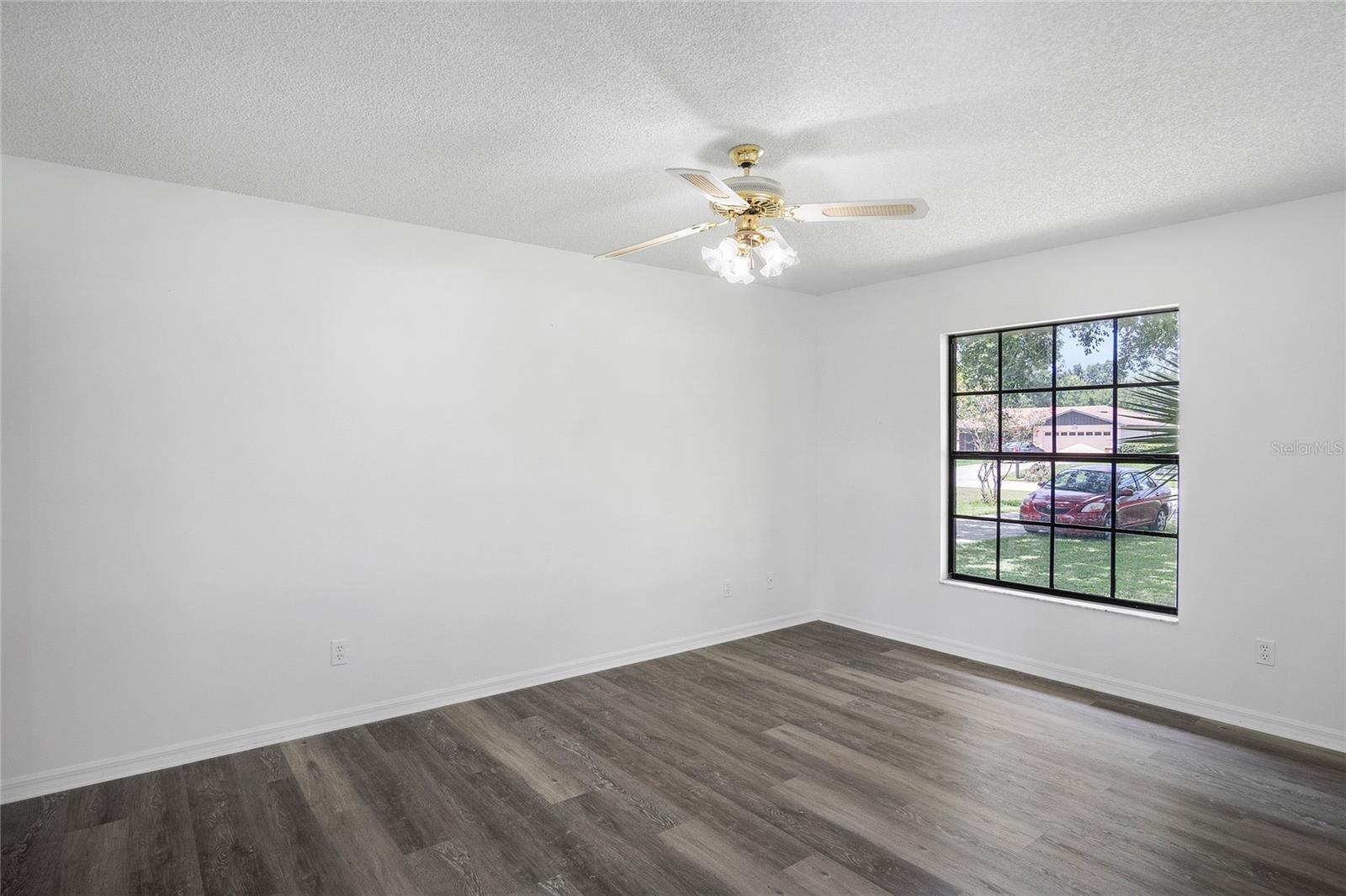 1177 Liza St Property Photo 16