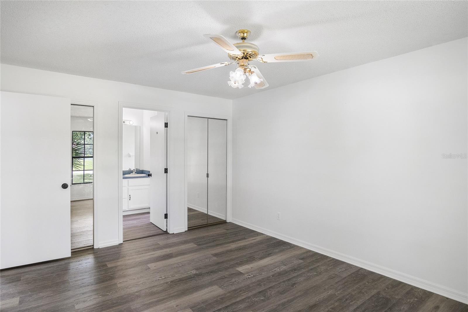 1177 Liza St Property Photo 17