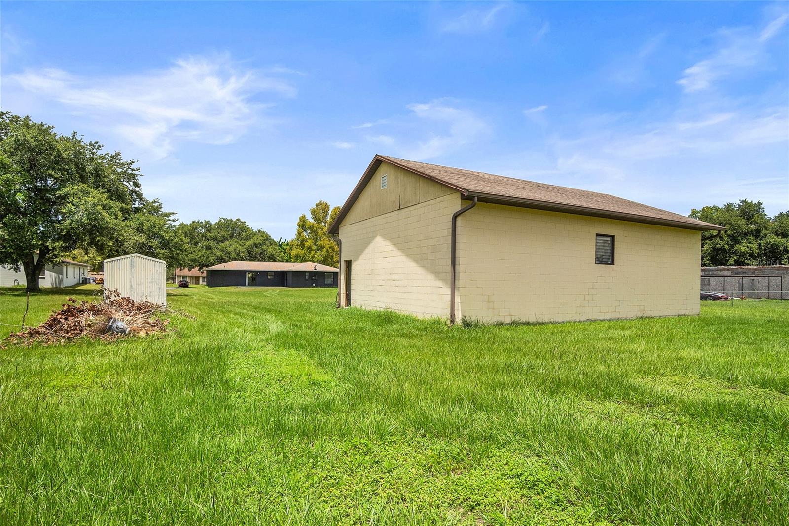1177 Liza St Property Photo 35