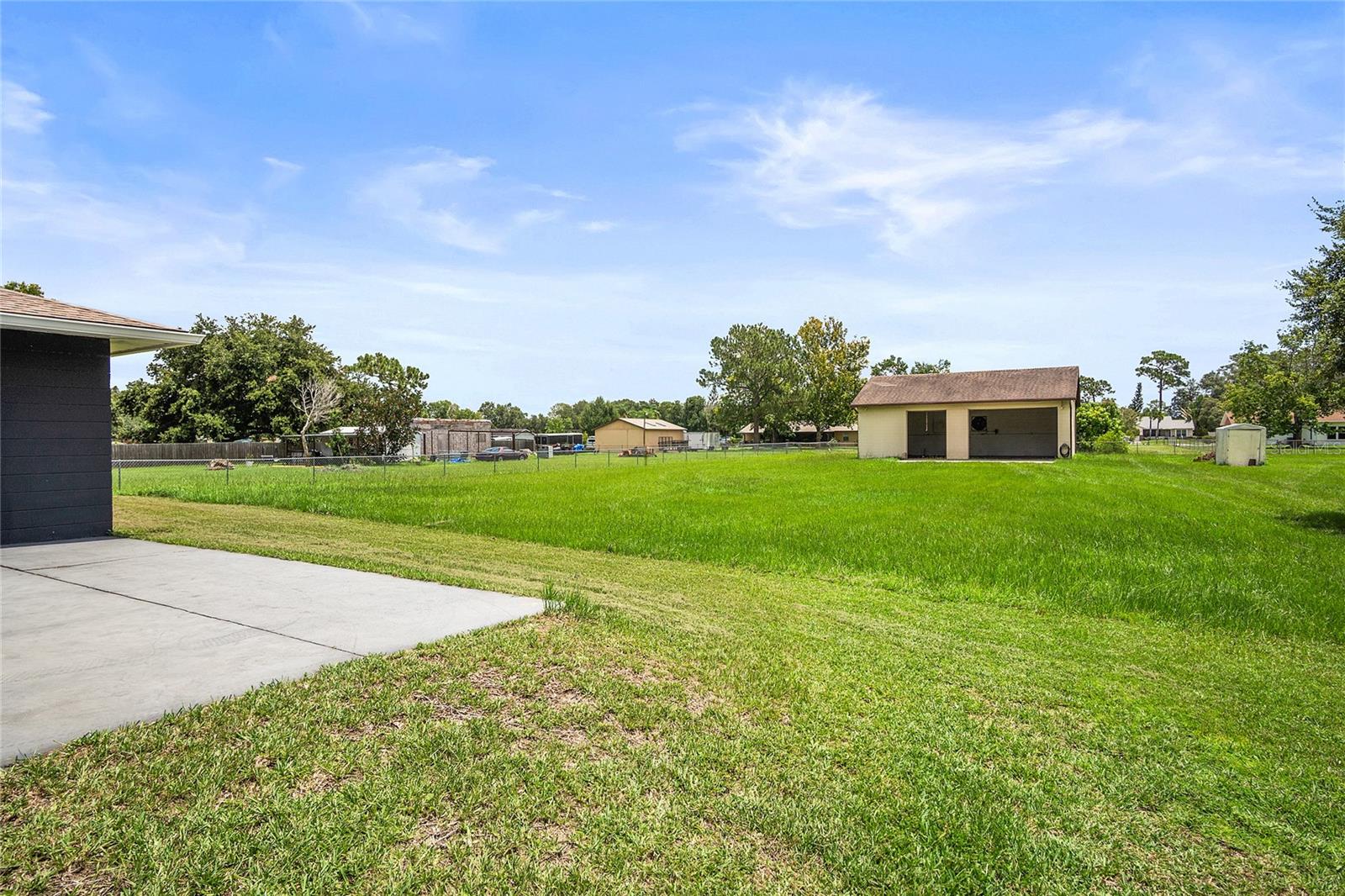 1177 Liza St Property Photo 36