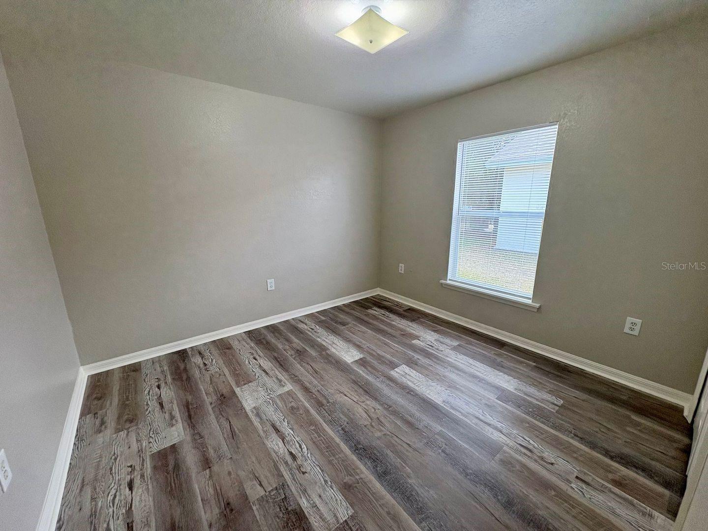 609 Tamarin Ln Property Photo 11
