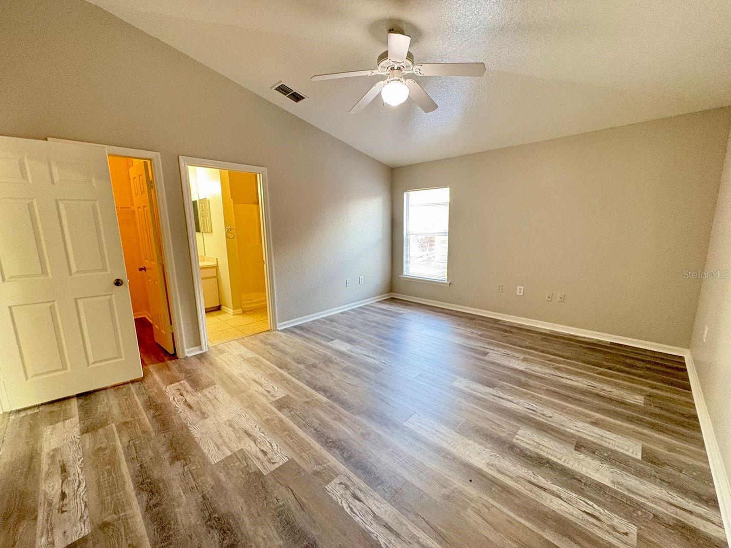 609 Tamarin Ln Property Photo 15
