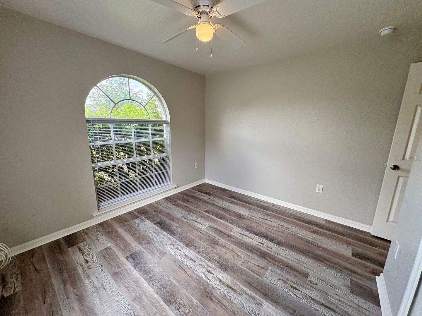609 Tamarin Ln Property Photo 18