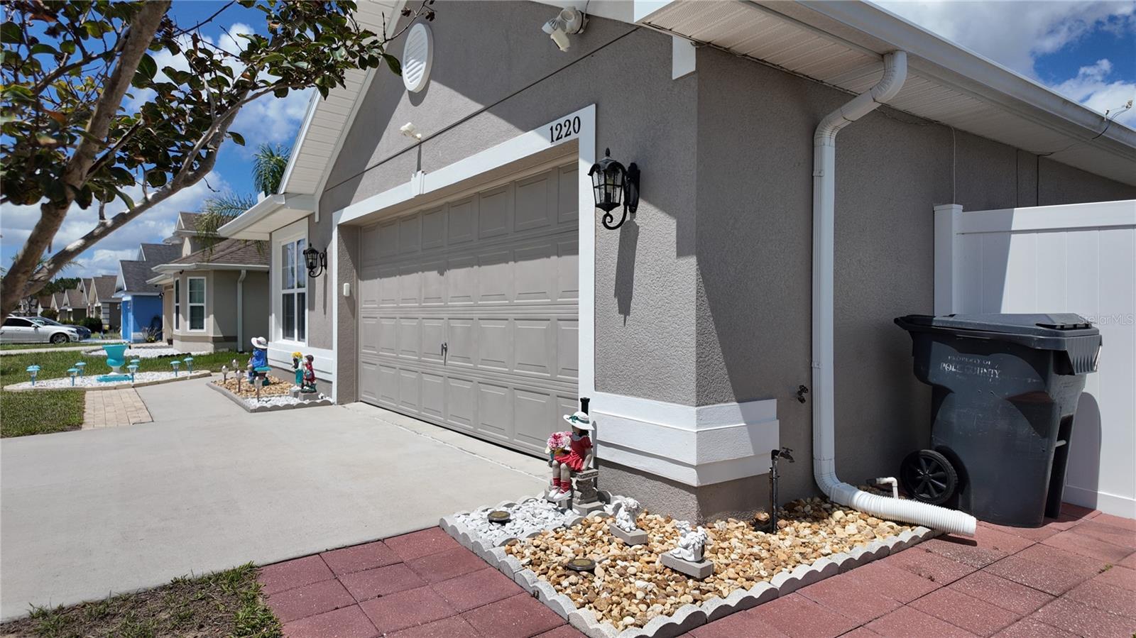 1220 N Platte Ct E Property Photo 3